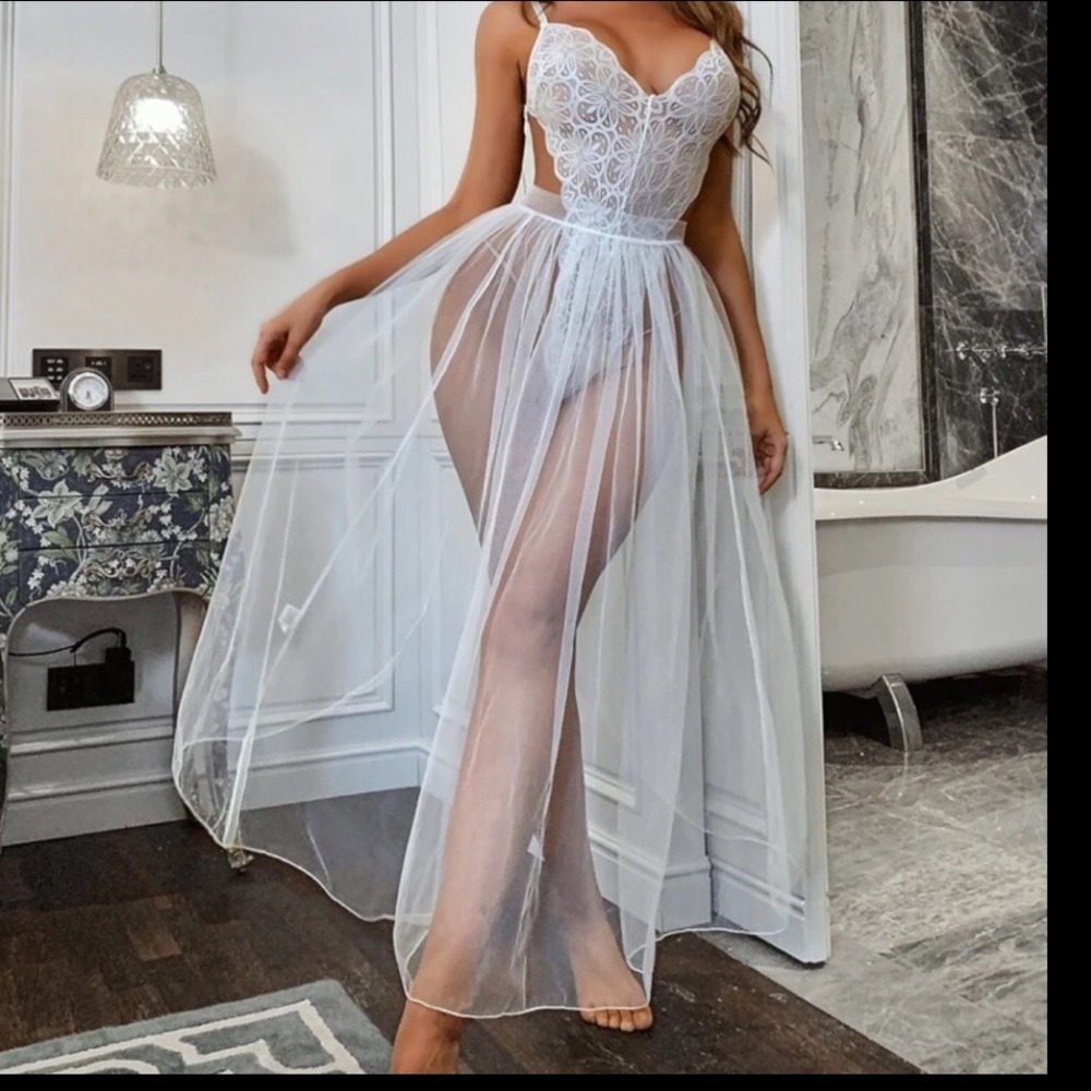 Beautiful Satin Smooth Lace and Meshed Skirt - Picture 8 of 8